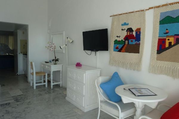 Dolphin Cove Inn (Manzanillo)